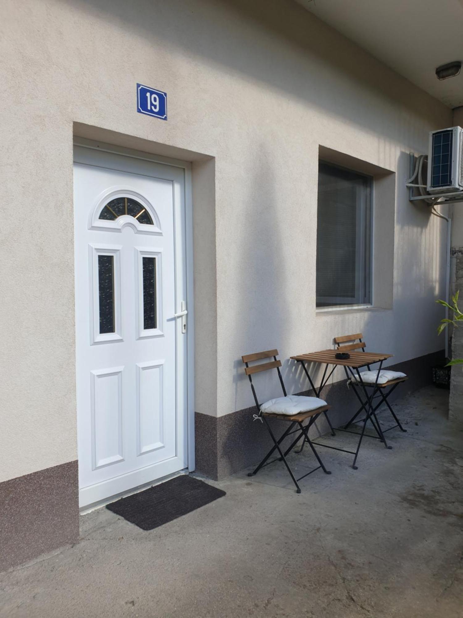 Novi Apartman 19 Foca Eksteriør bilde